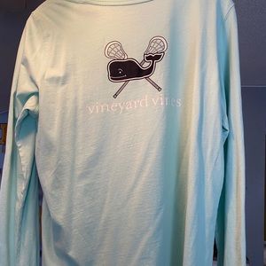 BARELY USED VINEYARD VINES LAX LONG SLEEVE
